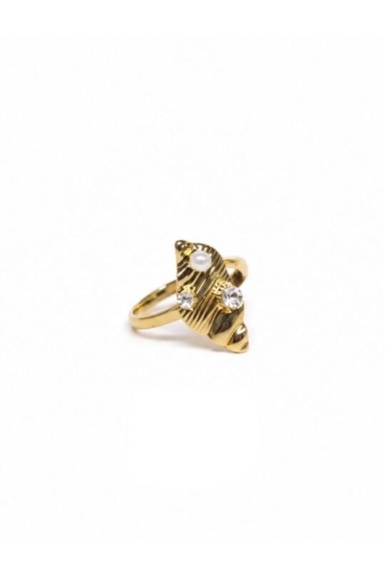 Elegant Round Crystal Ring