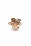 Ribbed Plumeria accent Golden Floral Ring