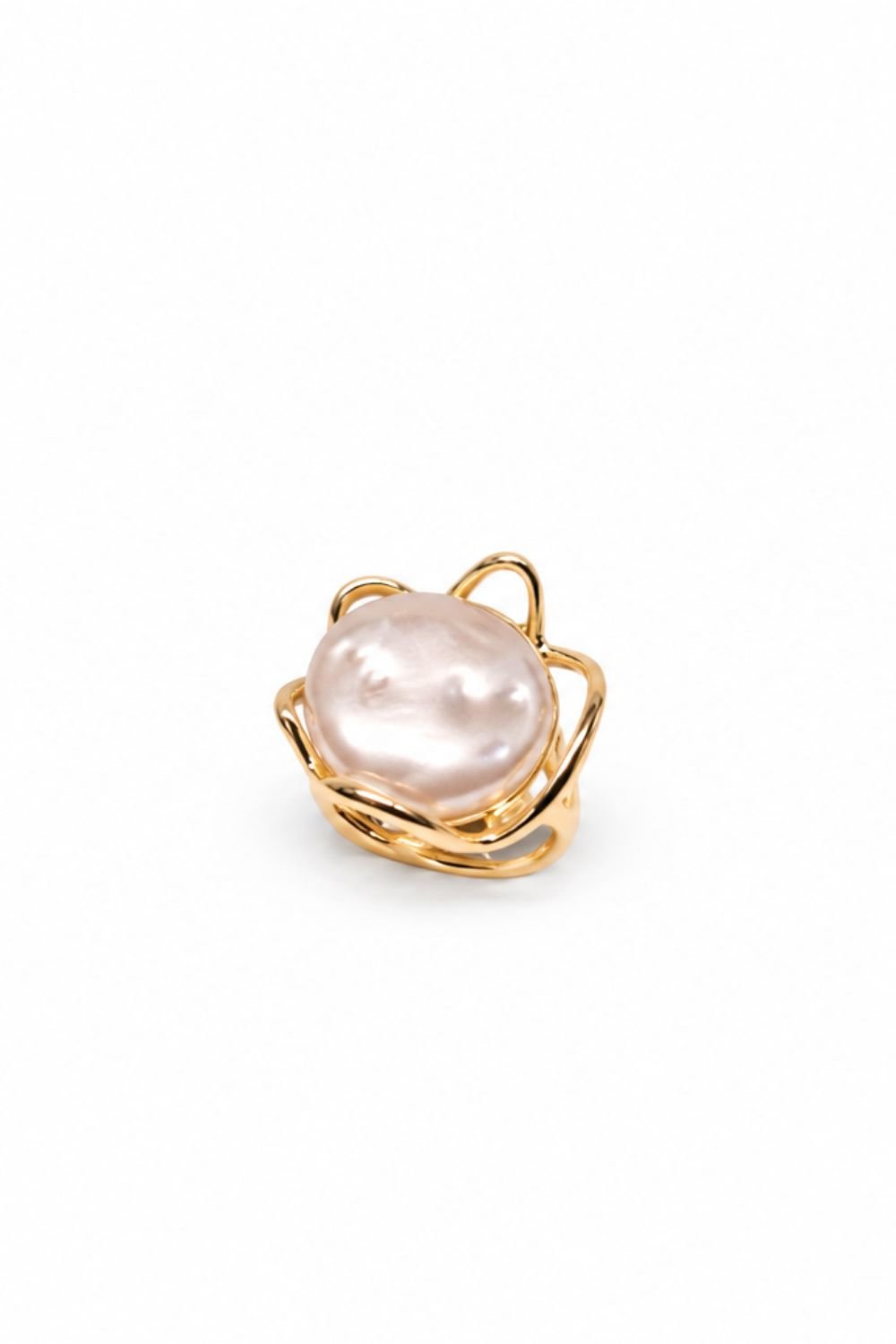 Exhibited Unique Pearl Accent Trayee Ring