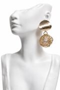 Intricately Woven Circular Nested Pearl with hanging metallic oval top Earring.