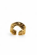 Elegant Textured Gold Ring