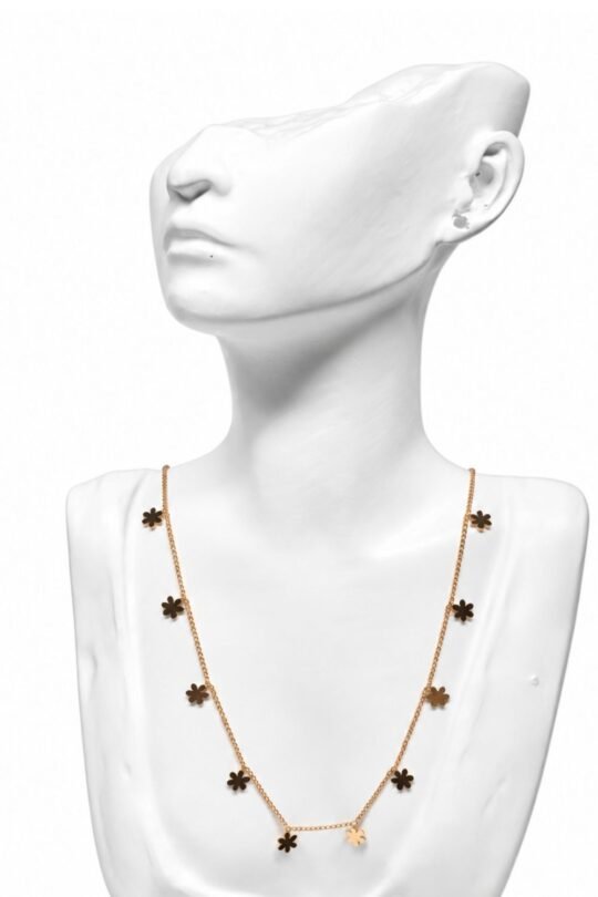 Floral chain necklace.
