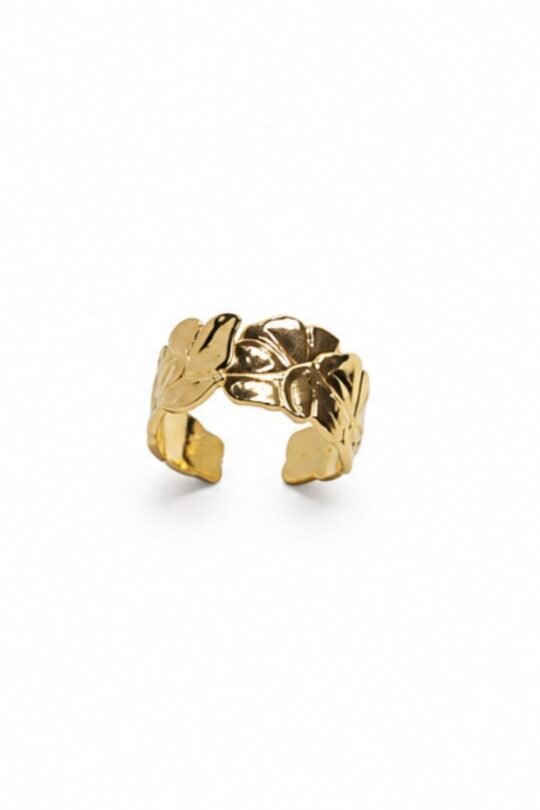 Attired Heavy look Glamarous Ring