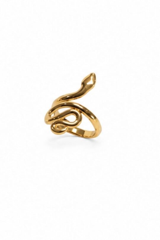 Hissing Snake with Hood Ring
